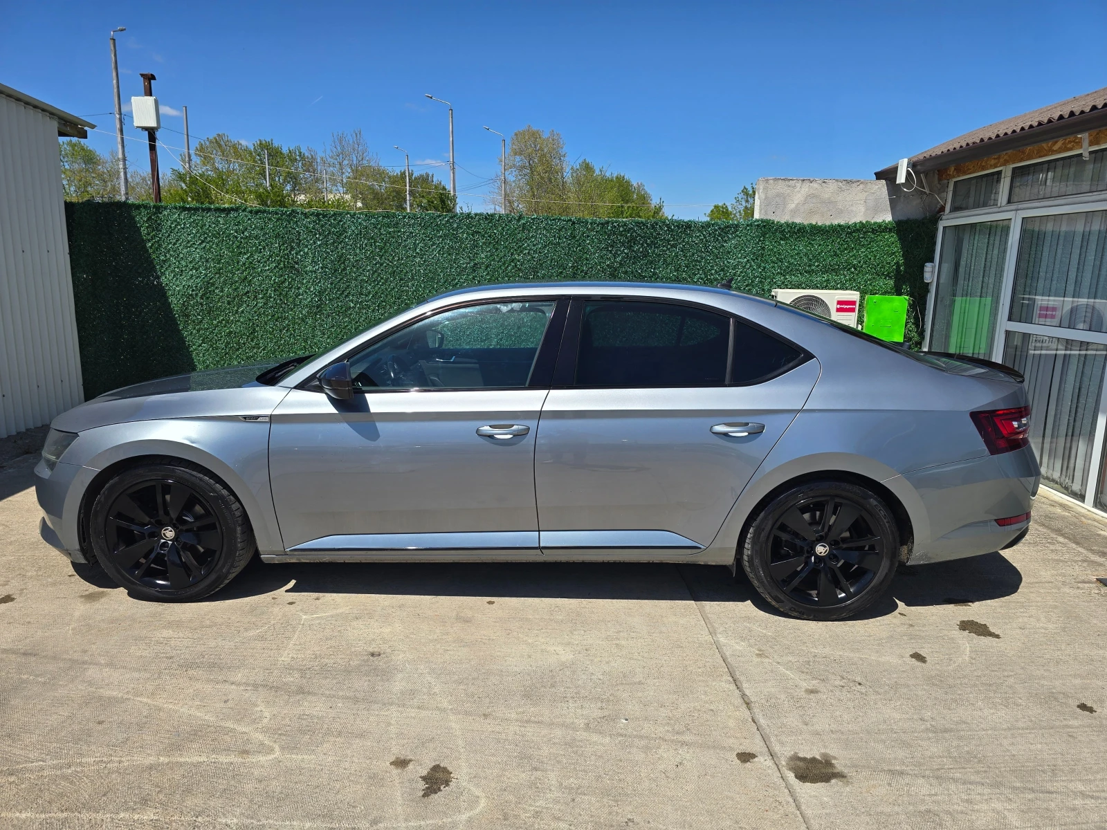 Skoda Superb SPORT LINE , снимка 2 - Автомобили и джипове - 54333689