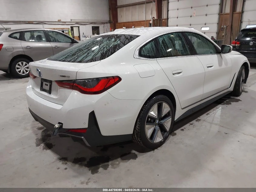 BMW i4 Gran Coupe xDrive40 | Mobile.bg � ����������� 4
