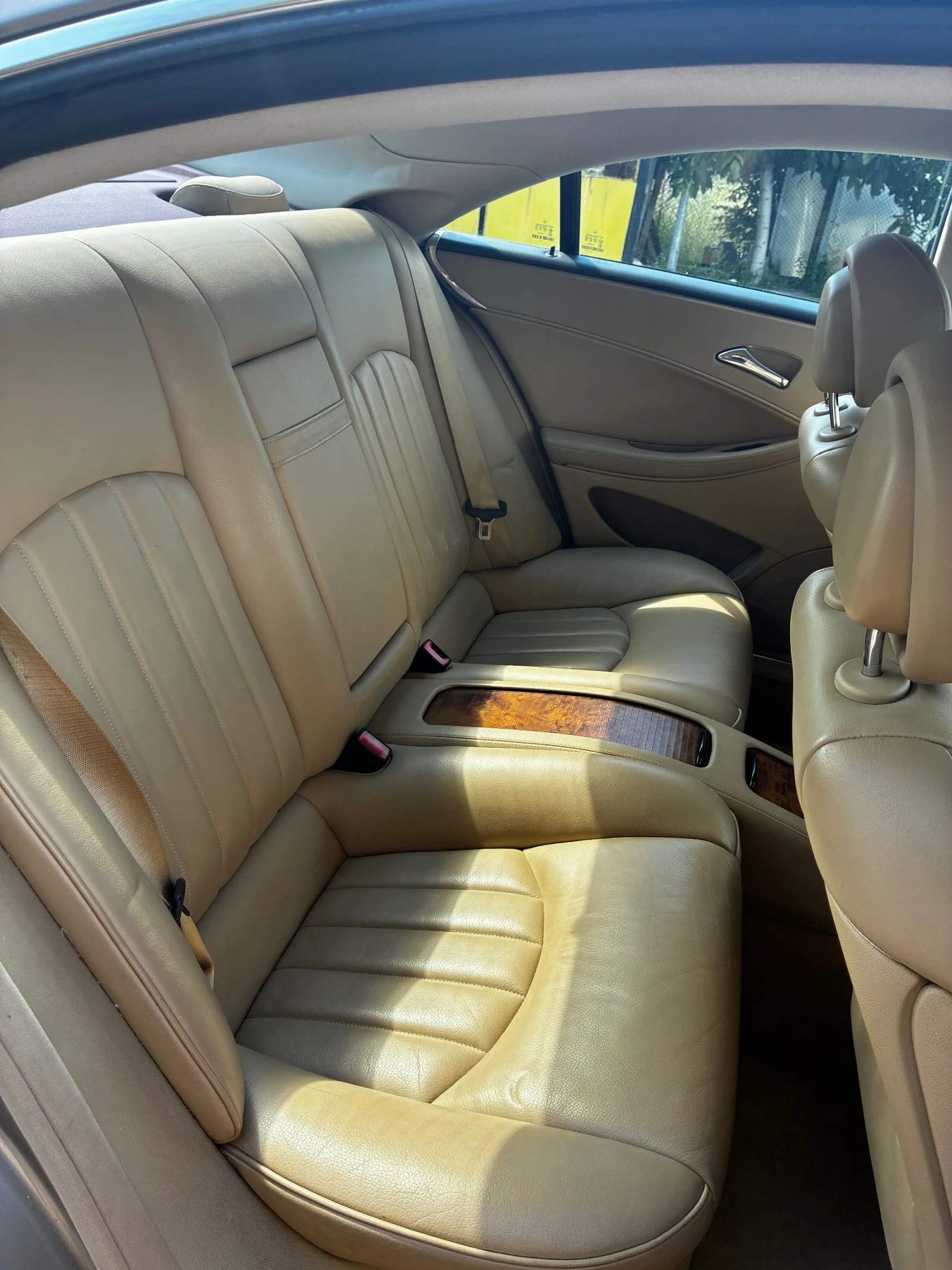 Mercedes-Benz CLS 320  CDI , снимка 11 - Автомобили и джипове - 54903254