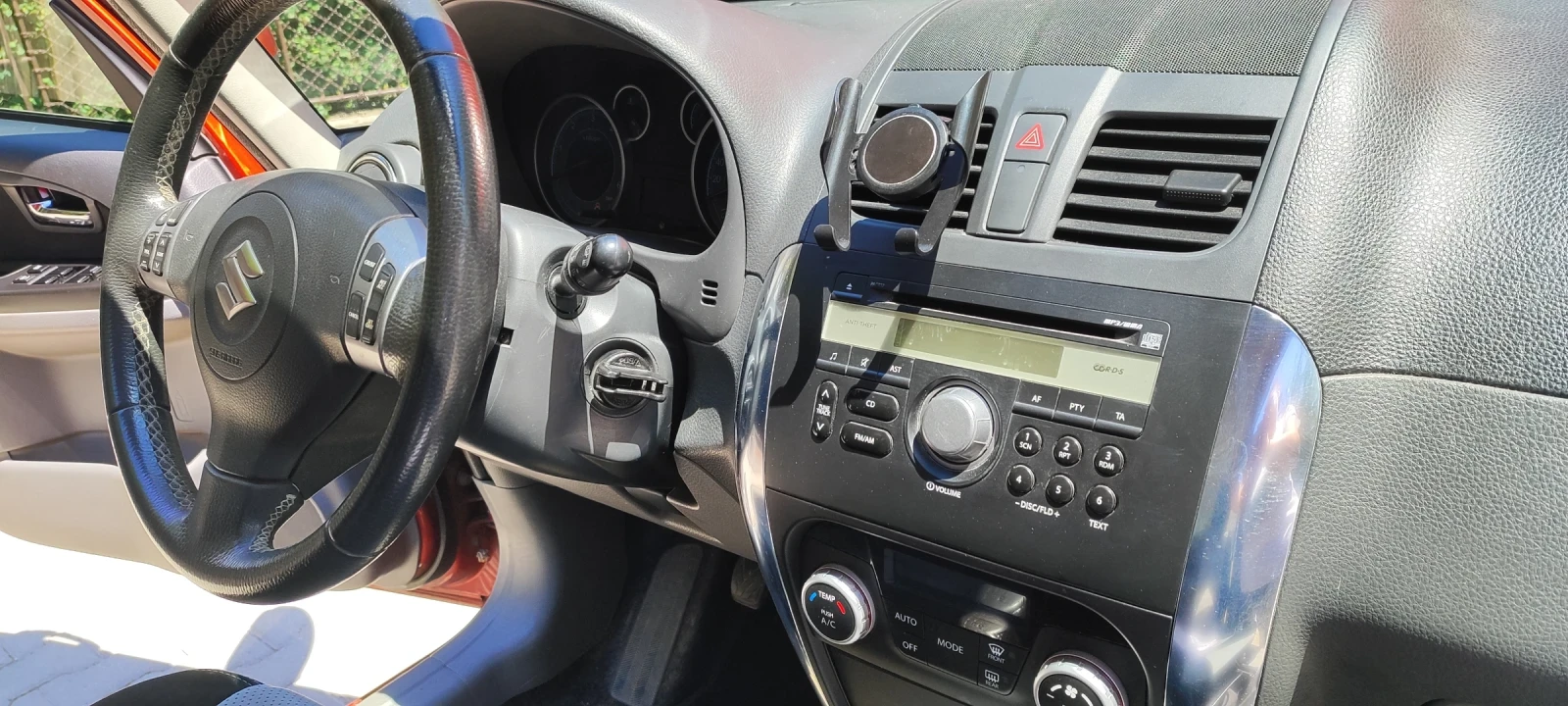 Suzuki SX4 2.0D, снимка 10 - Автомобили и джипове - 54972179