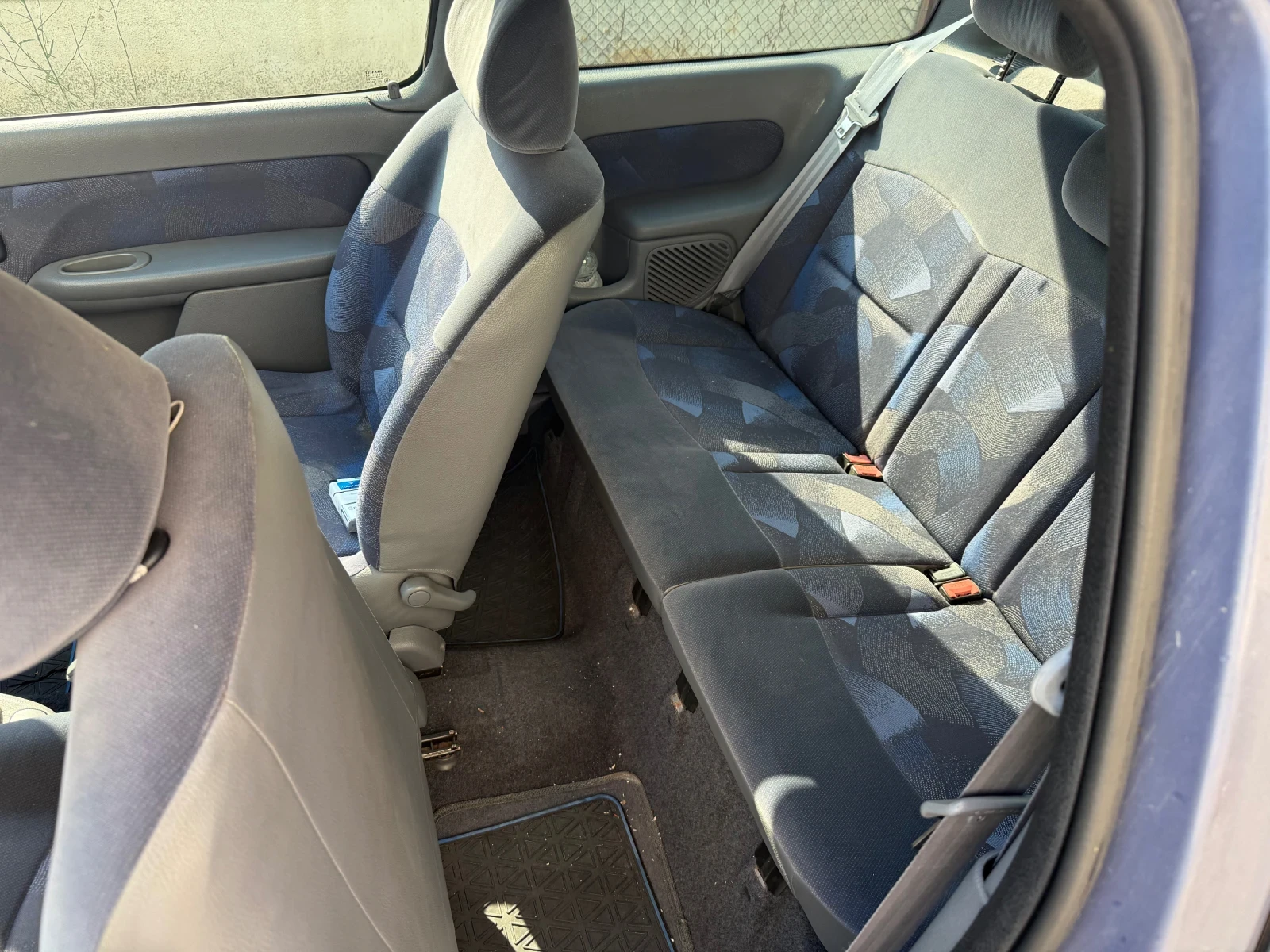Renault Clio 1.2, снимка 7 - Автомобили и джипове - 55063704