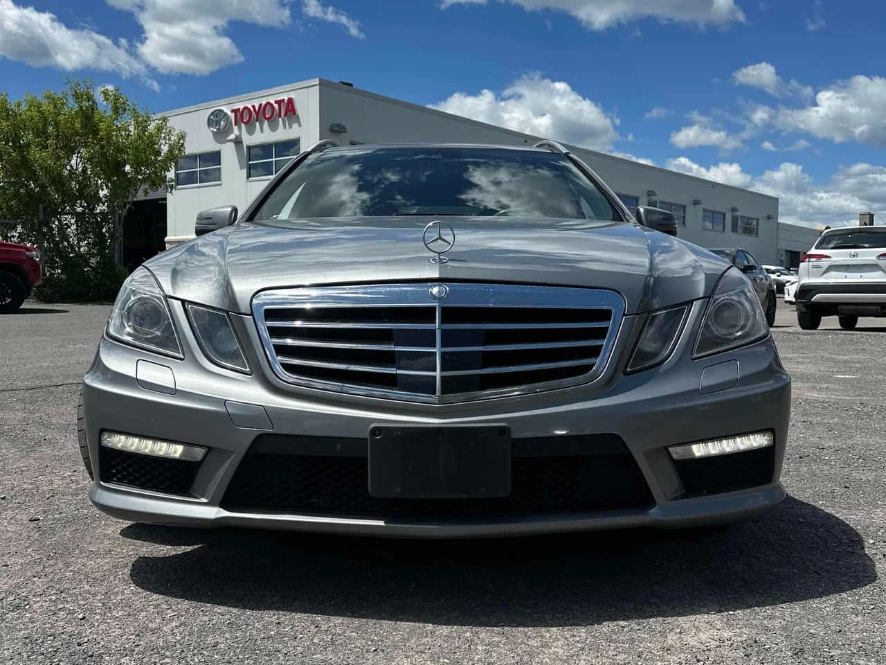 Mercedes-Benz E 63 AMG * CARFAX * ЦЕНА ДО БГ, снимка 4 - Автомобили и джипове - 55203543