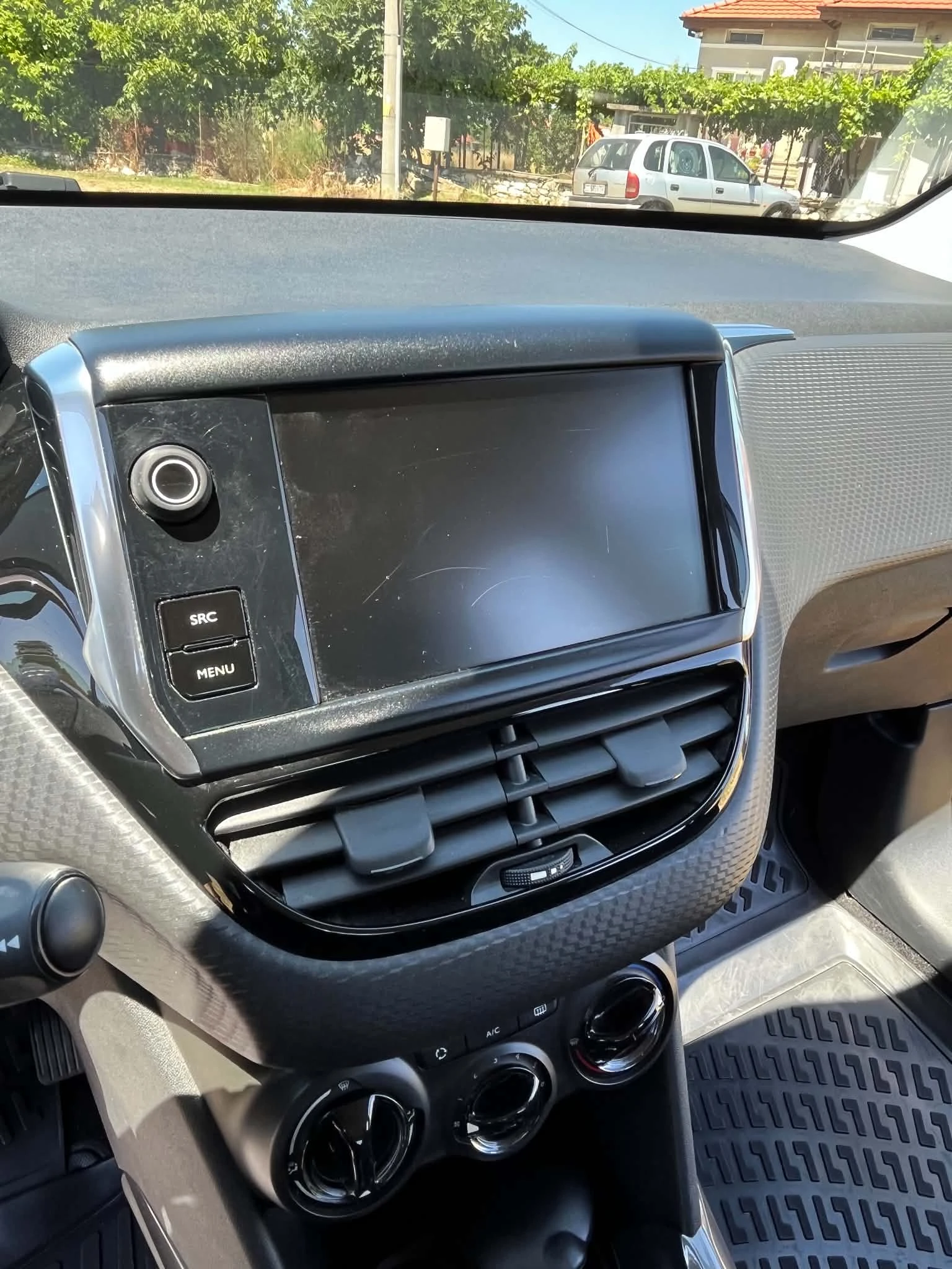 Peugeot 2008, снимка 10 - Автомобили и джипове - 55243338