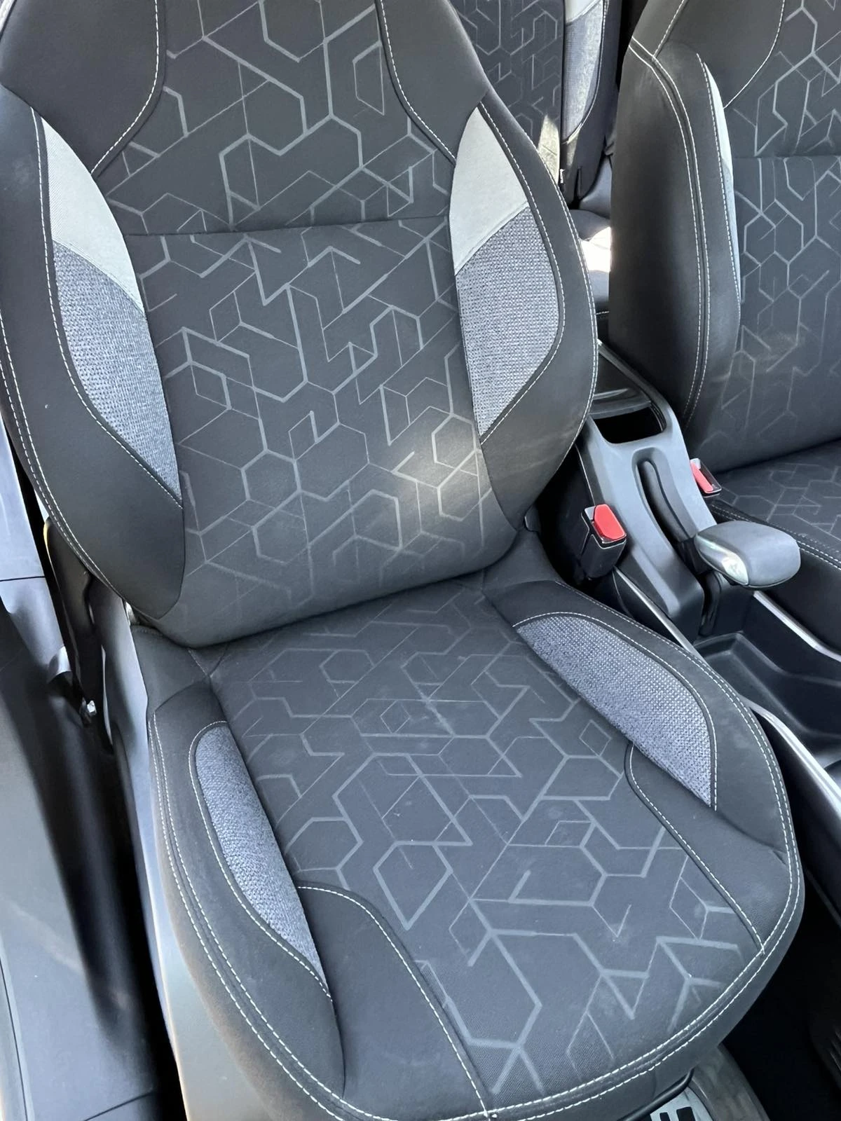 Peugeot 2008, снимка 6 - Автомобили и джипове - 55243338