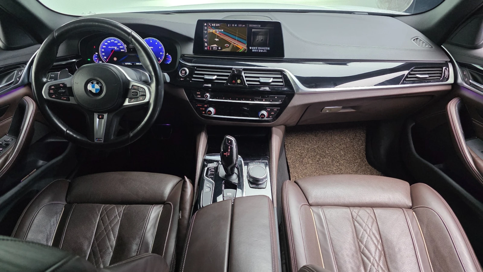 BMW 530 M Sport Plus, снимка 7 - Автомобили и джипове - 55432667
