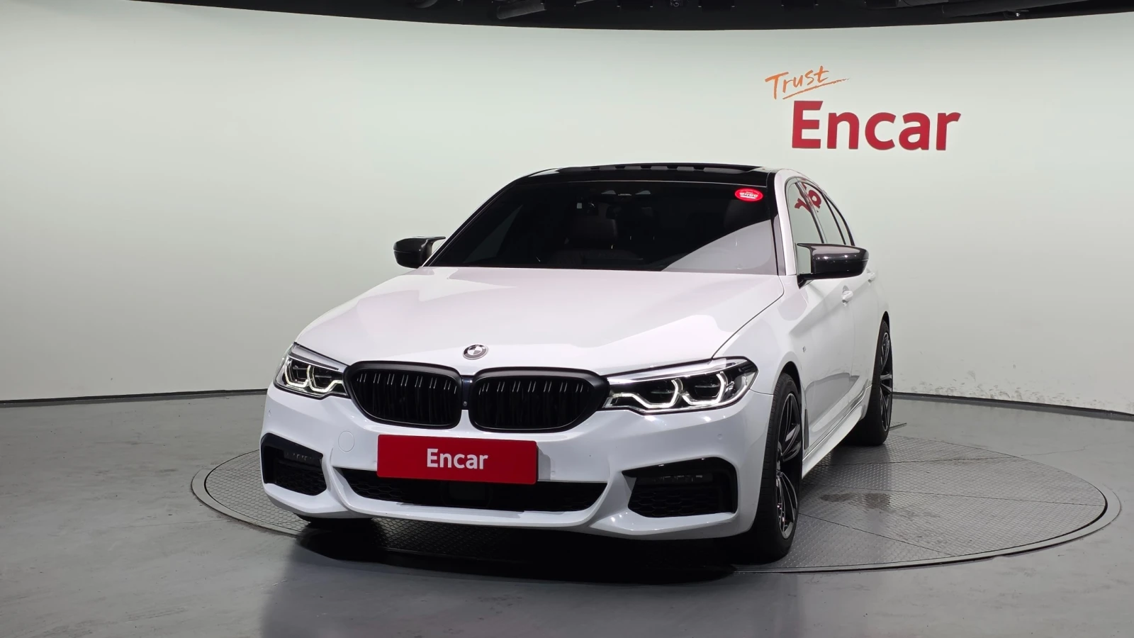 BMW 530 M Sport Plus, снимка 3 - Автомобили и джипове - 55432667