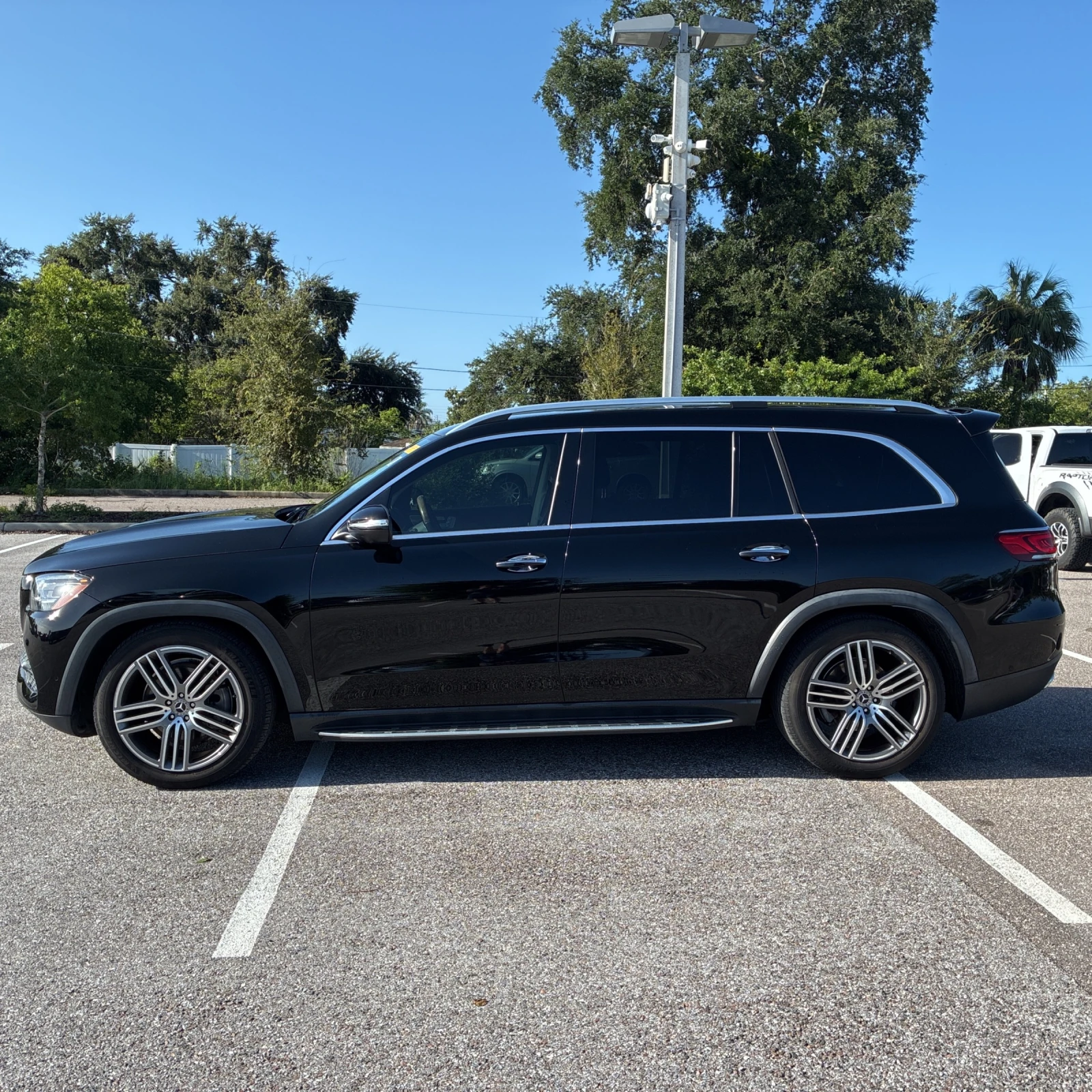 Mercedes-Benz GLS 450, снимка 3 - Автомобили и джипове - 55626103