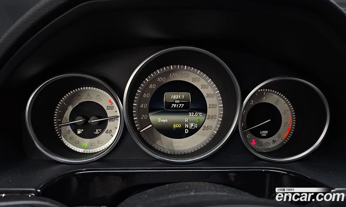 Mercedes-Benz E 300 E300 Avangard, снимка 8 - Автомобили и джипове - 55685040