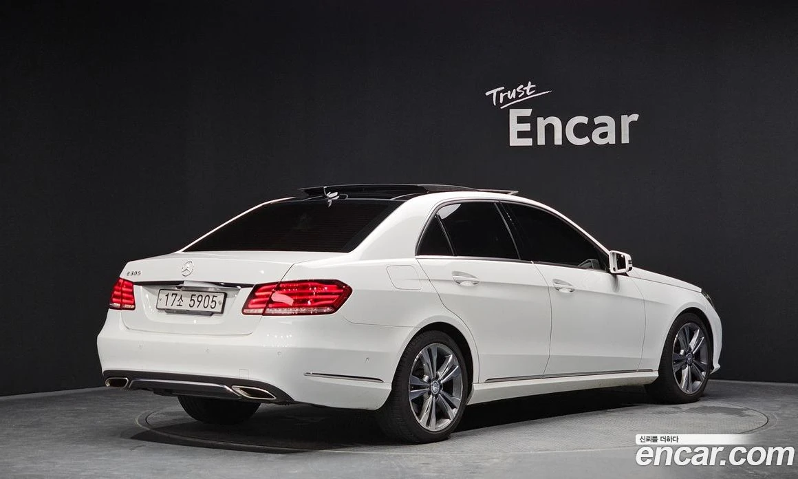 Mercedes-Benz E 300 E300 Avangard, снимка 2 - Автомобили и джипове - 55685040