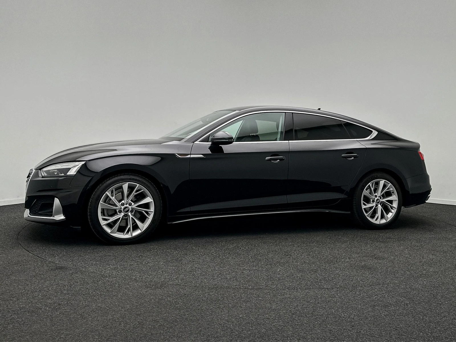 Audi A5 A5 Sportback, снимка 5 - Автомобили и джипове - 55754485