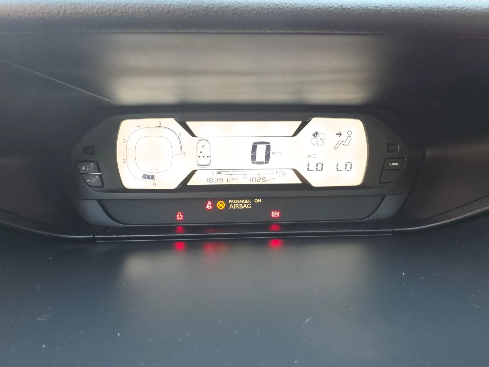 Citroen C4 Picasso 1.6HDI, снимка 12 - Автомобили и джипове - 55769124