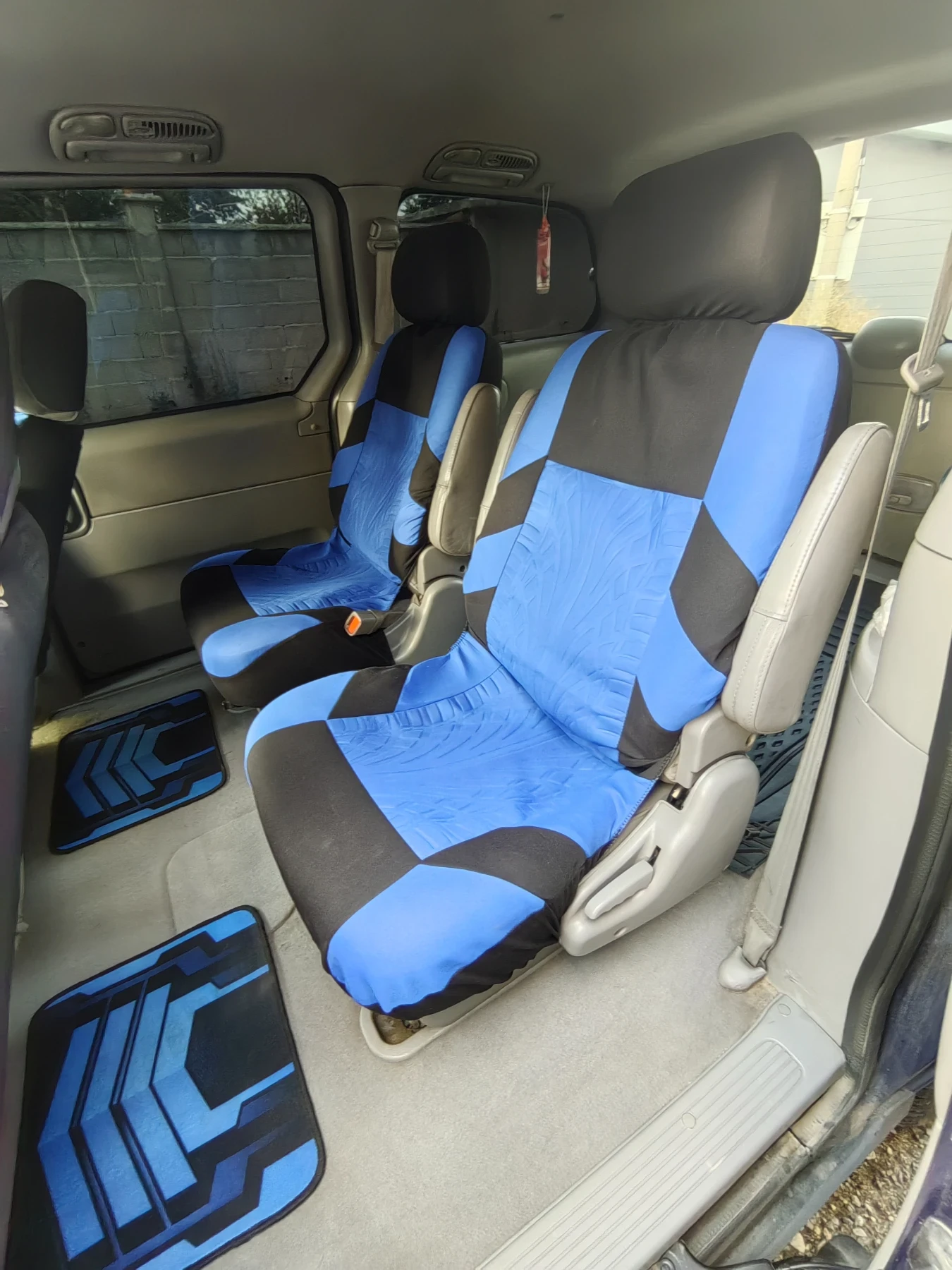 Kia Carnival 2.9, снимка 9 - Автомобили и джипове - 55904069