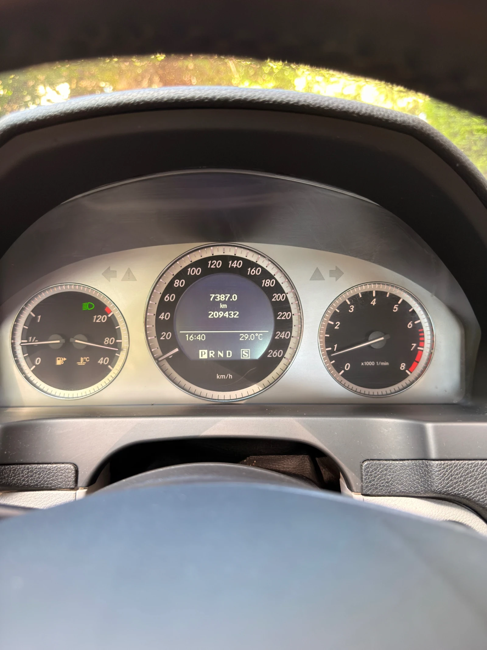 Mercedes-Benz C 180, снимка 11 - Автомобили и джипове - 55952766