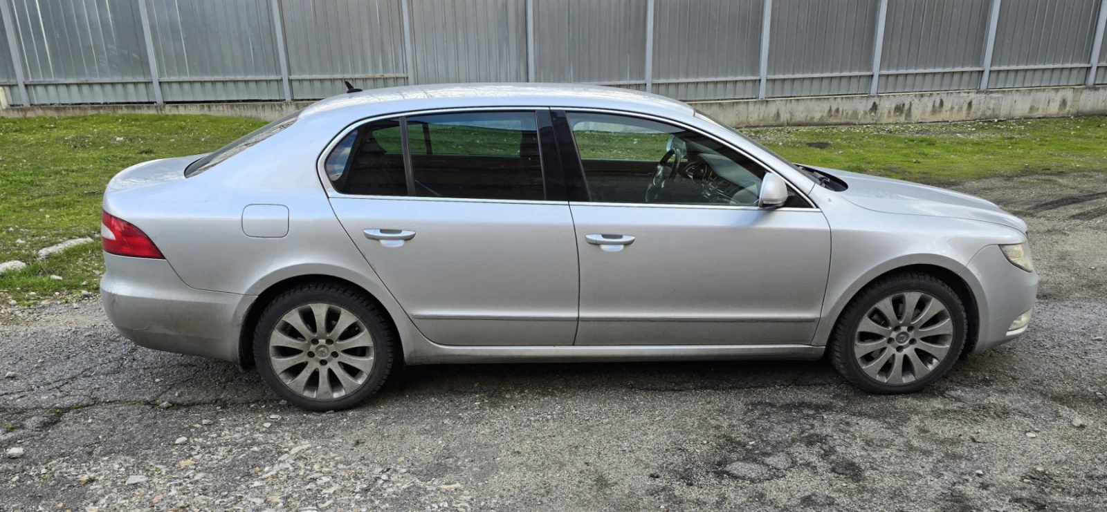 Skoda Superb Elegance, снимка 3 - Автомобили и джипове - 56071857