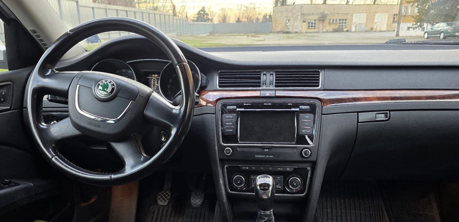 Skoda Superb Elegance, снимка 5 - Автомобили и джипове - 56071857
