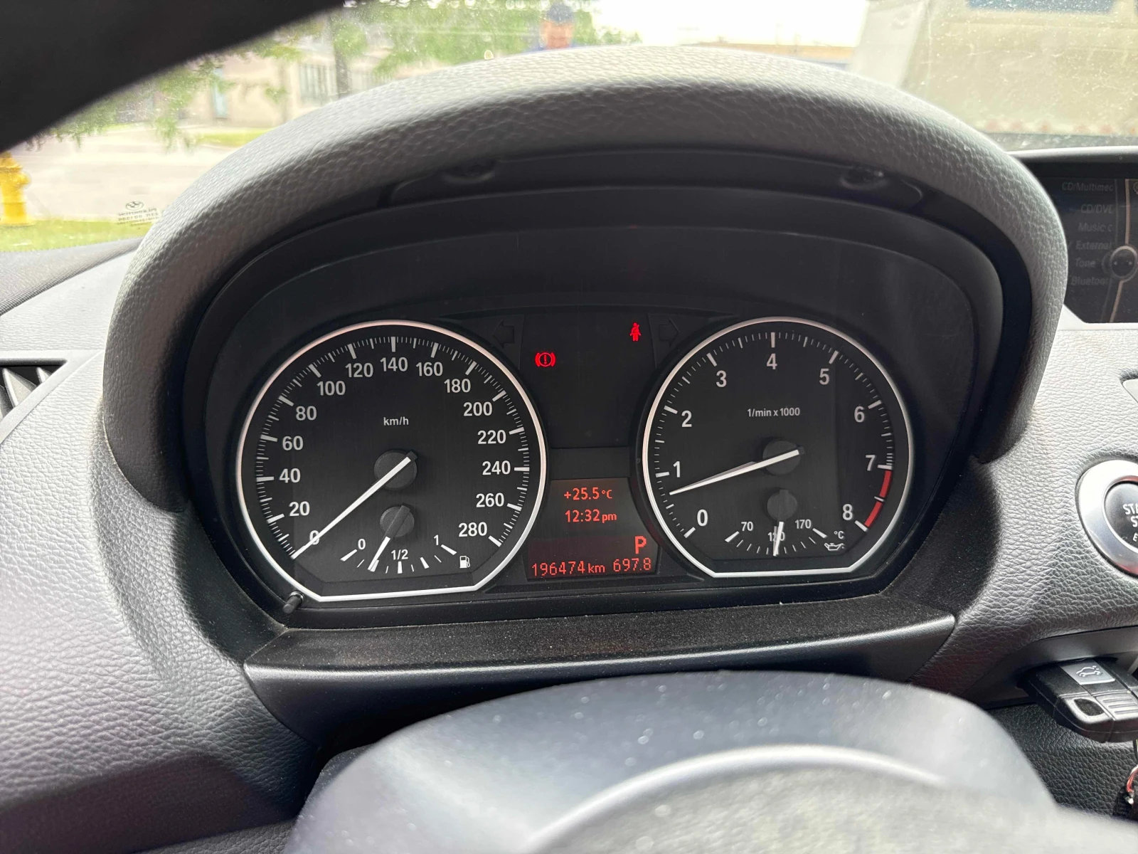 BMW 135 i| HAR/KAR| PANO| ПОДГРЕВИ| ЧЕРВЕН САЛОН| , снимка 8 - Автомобили и джипове - 56108268