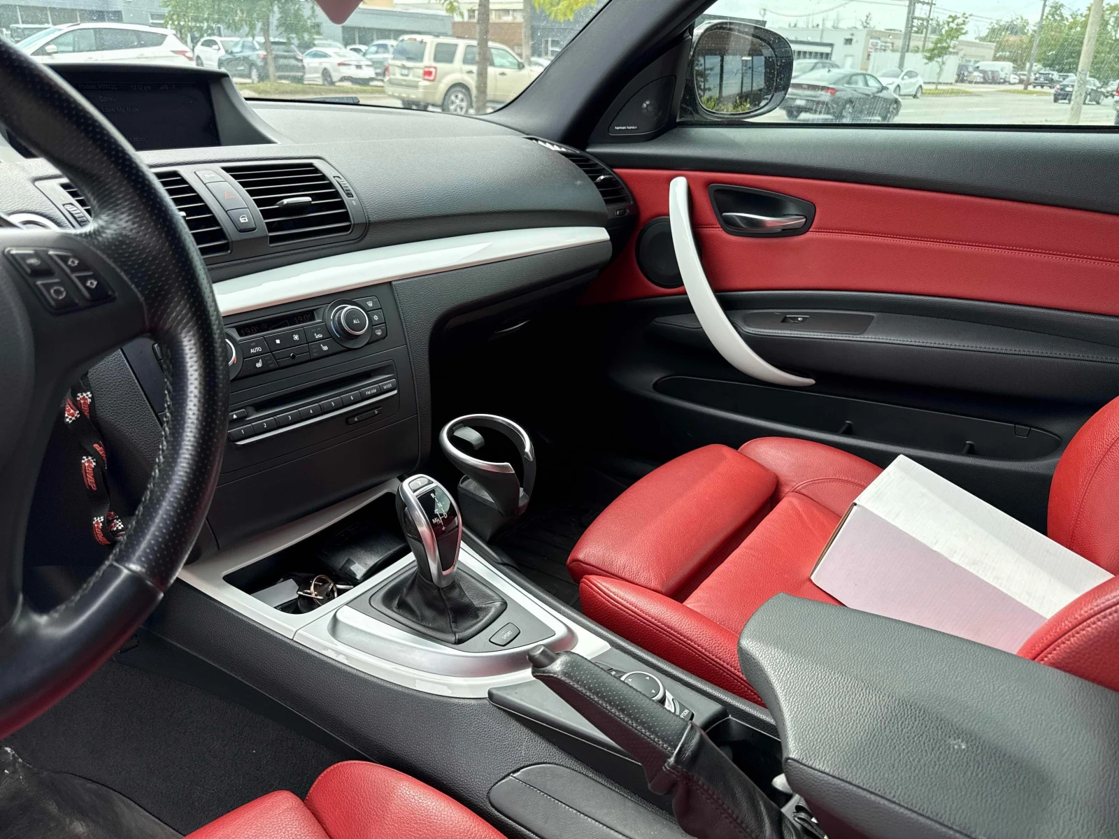 BMW 135 i| HAR/KAR| PANO| ПОДГРЕВИ| ЧЕРВЕН САЛОН| , снимка 9 - Автомобили и джипове - 56108268
