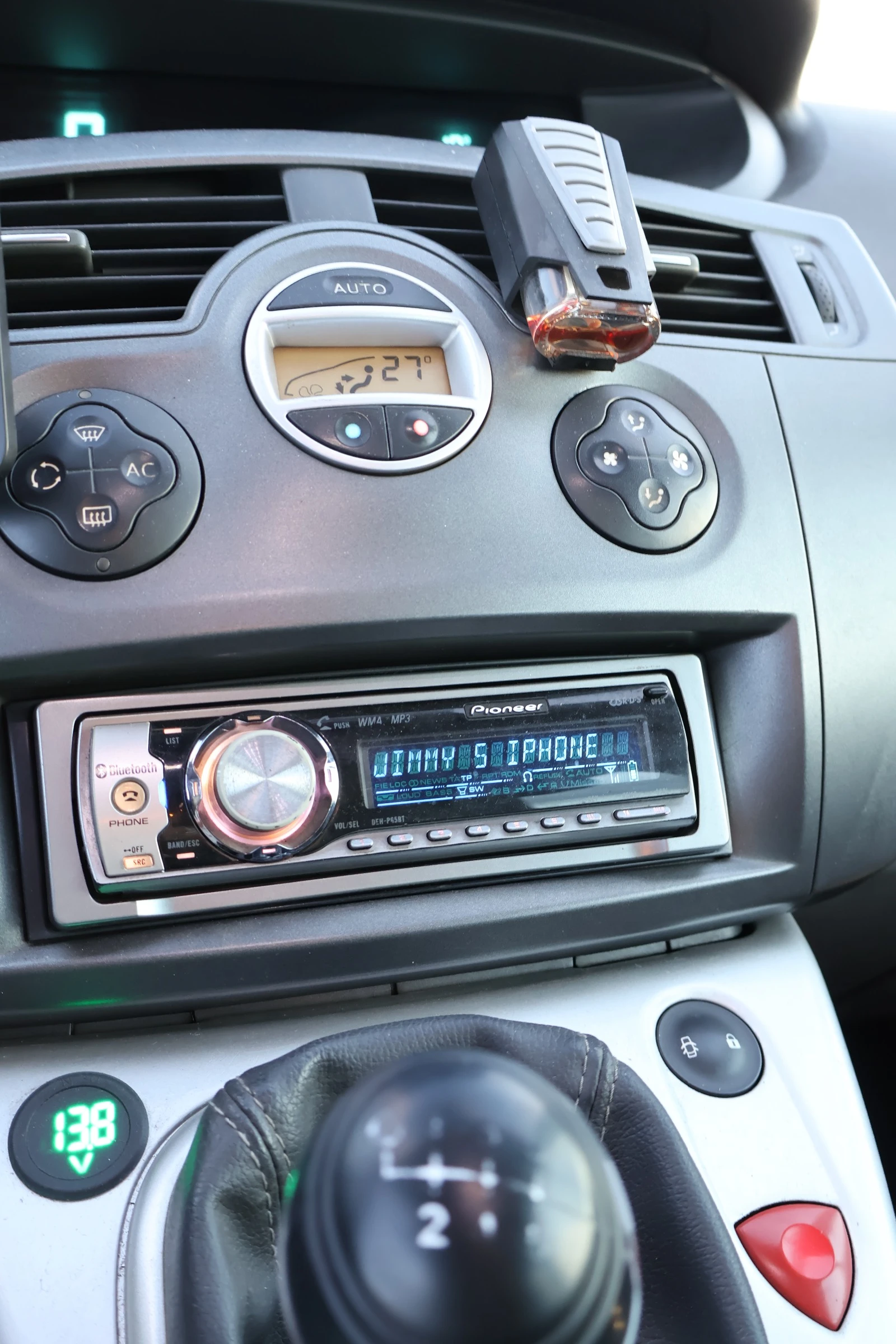 Renault Grand scenic, снимка 9 - Автомобили и джипове - 56172454