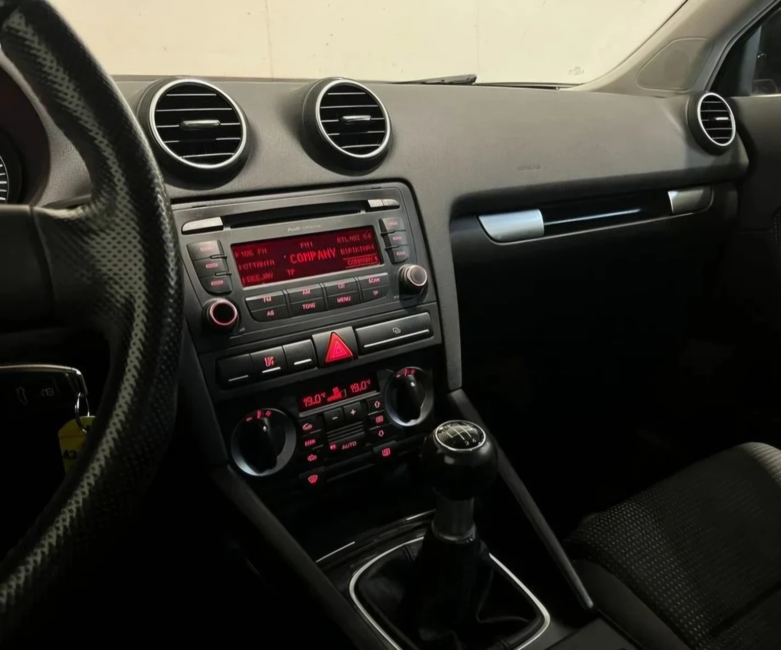 Audi A3 1.9TDI* 105KC* ОЧАКВАН ВНОС, снимка 7 - Автомобили и джипове - 56235753