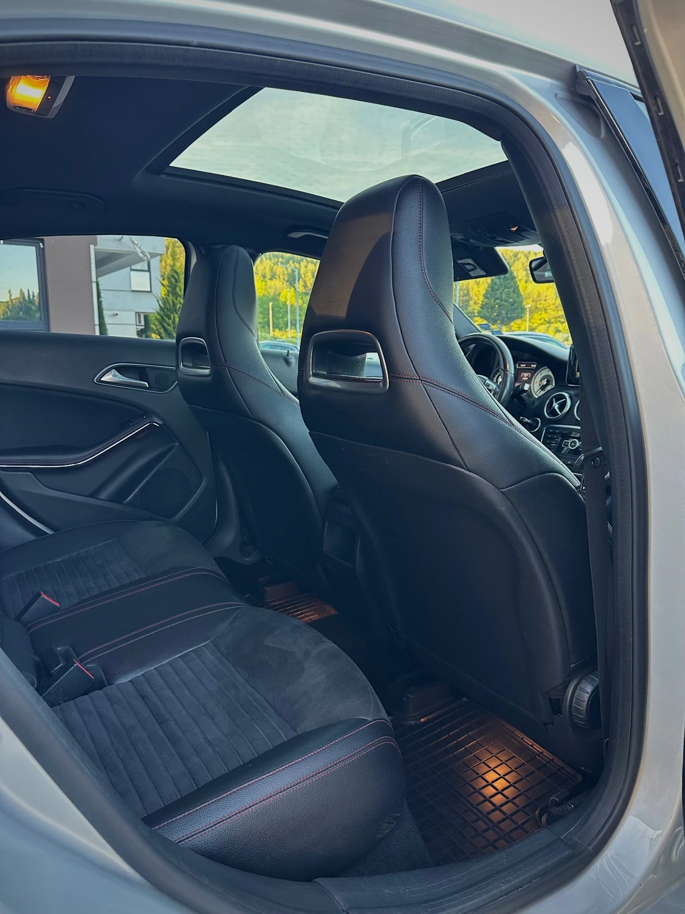 Mercedes-Benz A 200 Amg Line, снимка 14 - Автомобили и джипове - 56412108