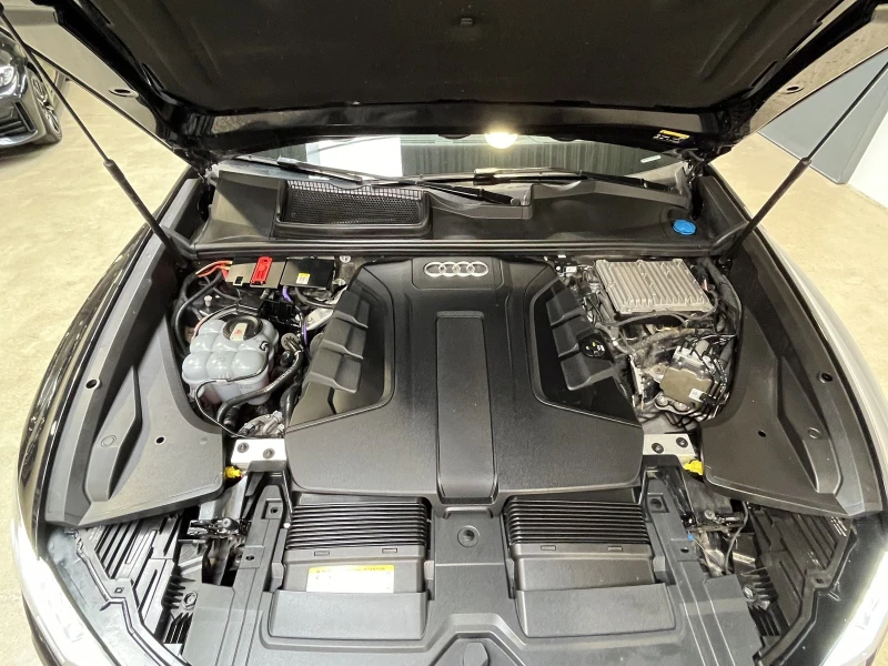 Audi Q8 286HP/S-LINE/SOFTCLOSE/HUD/MATRIX/NAVI/360/204v, снимка 8 - Автомобили и джипове - 49828095