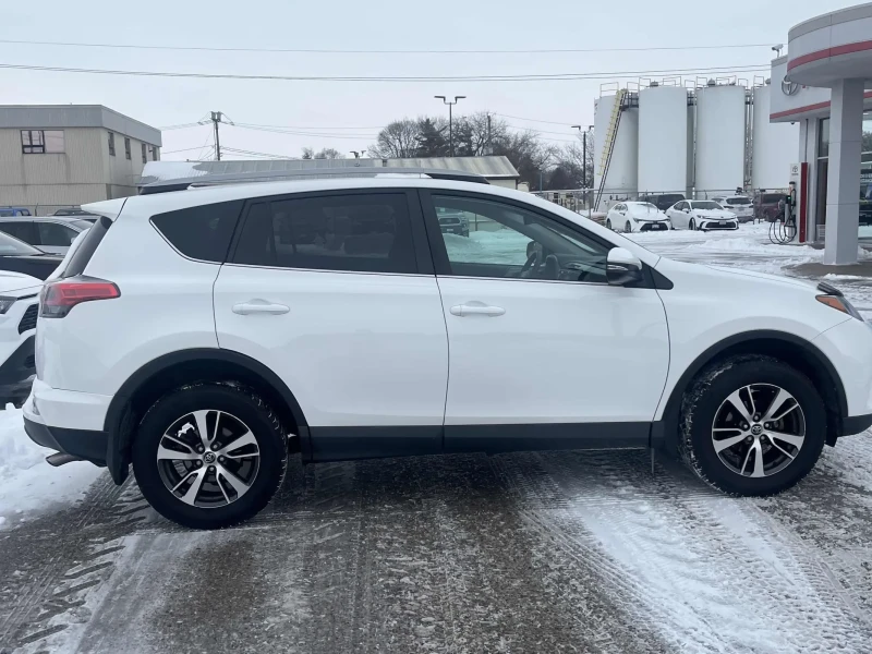 Toyota Rav4 2.5 LE, снимка 4 - Автомобили и джипове - 53202874