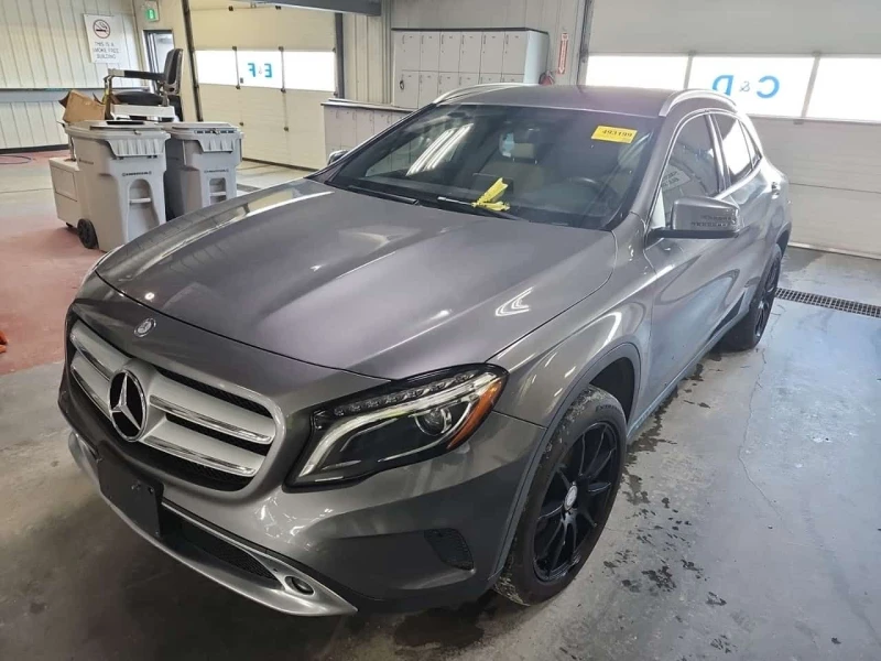 Mercedes-Benz GLA 250  CARFAX /Кожа/Подгрев/Навигация