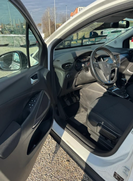 Opel Crossland X 1.5 Ultimate, снимка 15 - Автомобили и джипове - 53800307