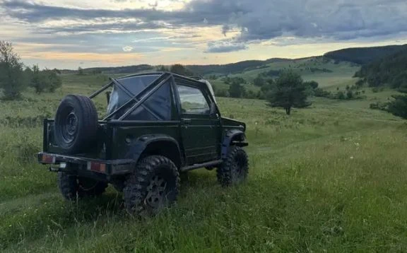 Suzuki Samurai  4X4, снимка 2 - Автомобили и джипове - 55277975