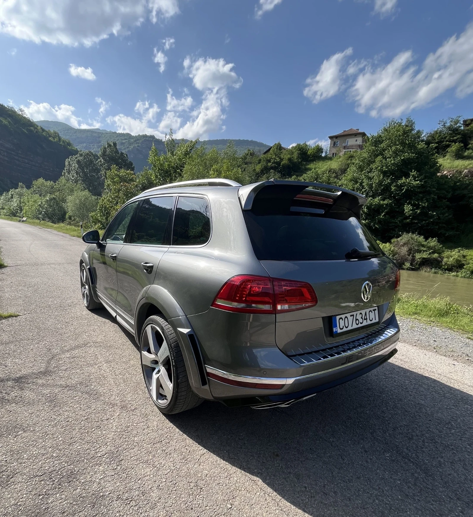 VW Touareg VW TOUAREG 2017 R LINE FULL OPTIONAL - изображение 4
