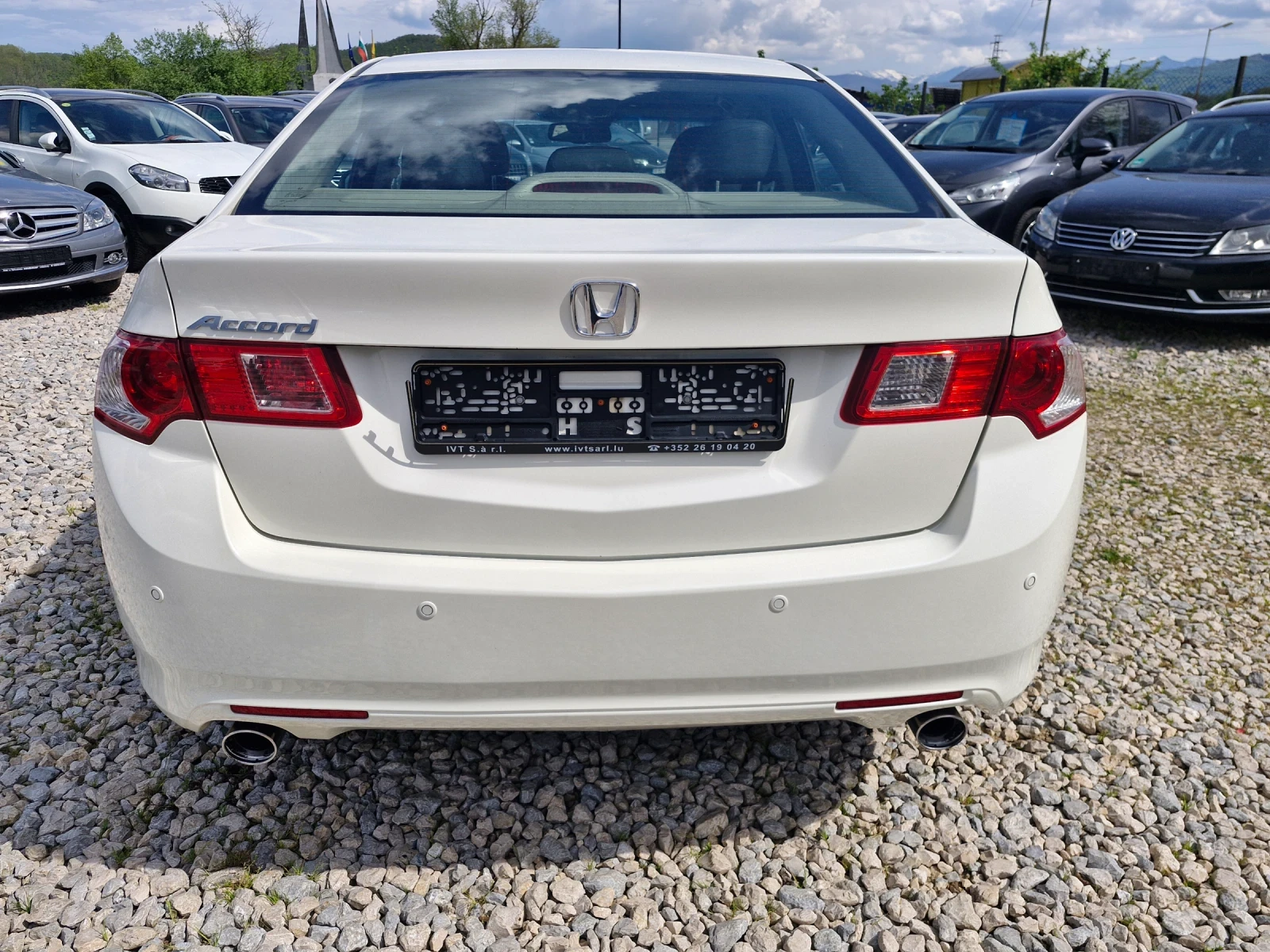 Honda Accord 2, 4* AC* PDC* XENON* КОЖА* AUT* F1* TUV  - изображение 4