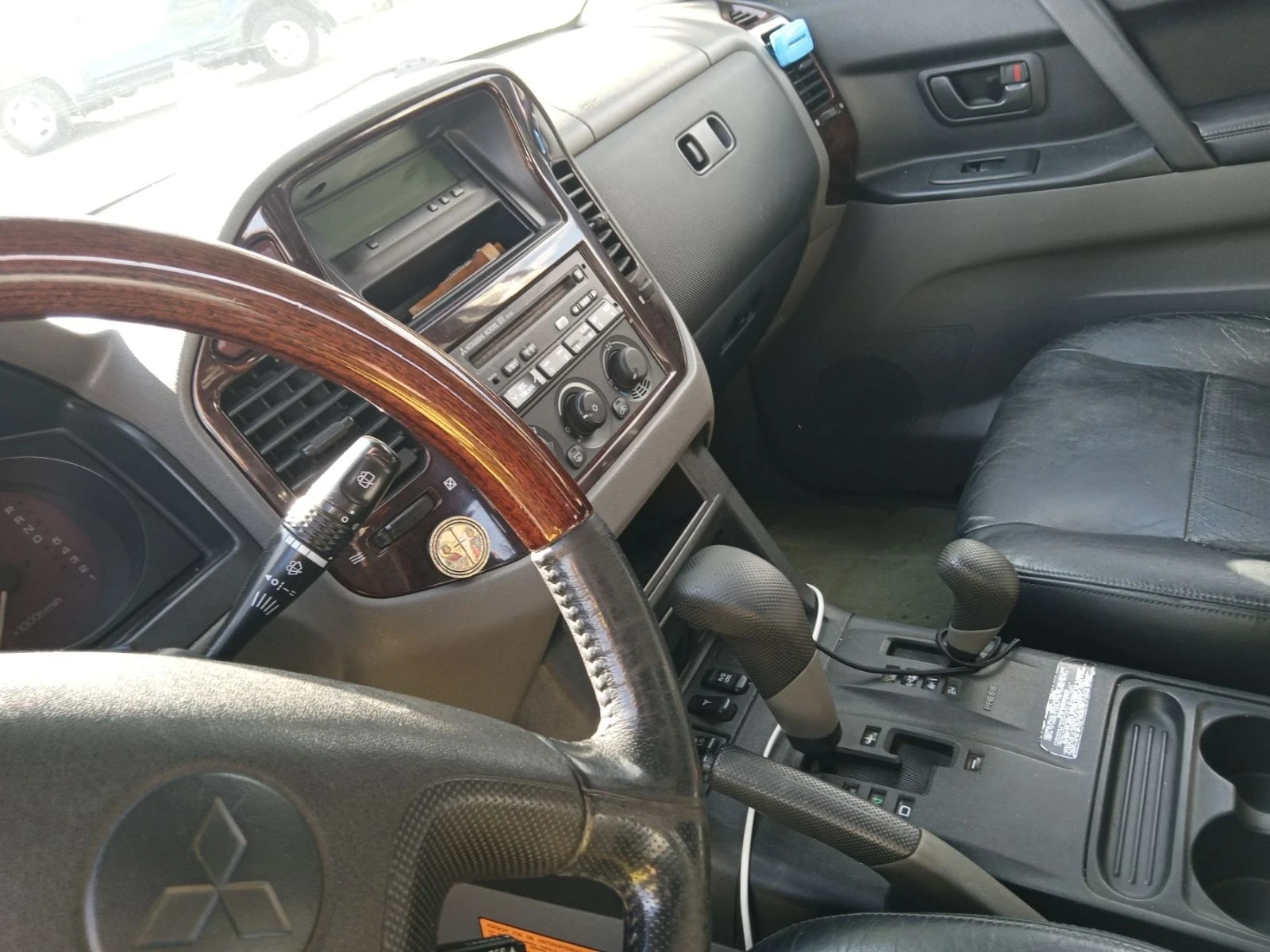 Mitsubishi Pajero  - изображение 3