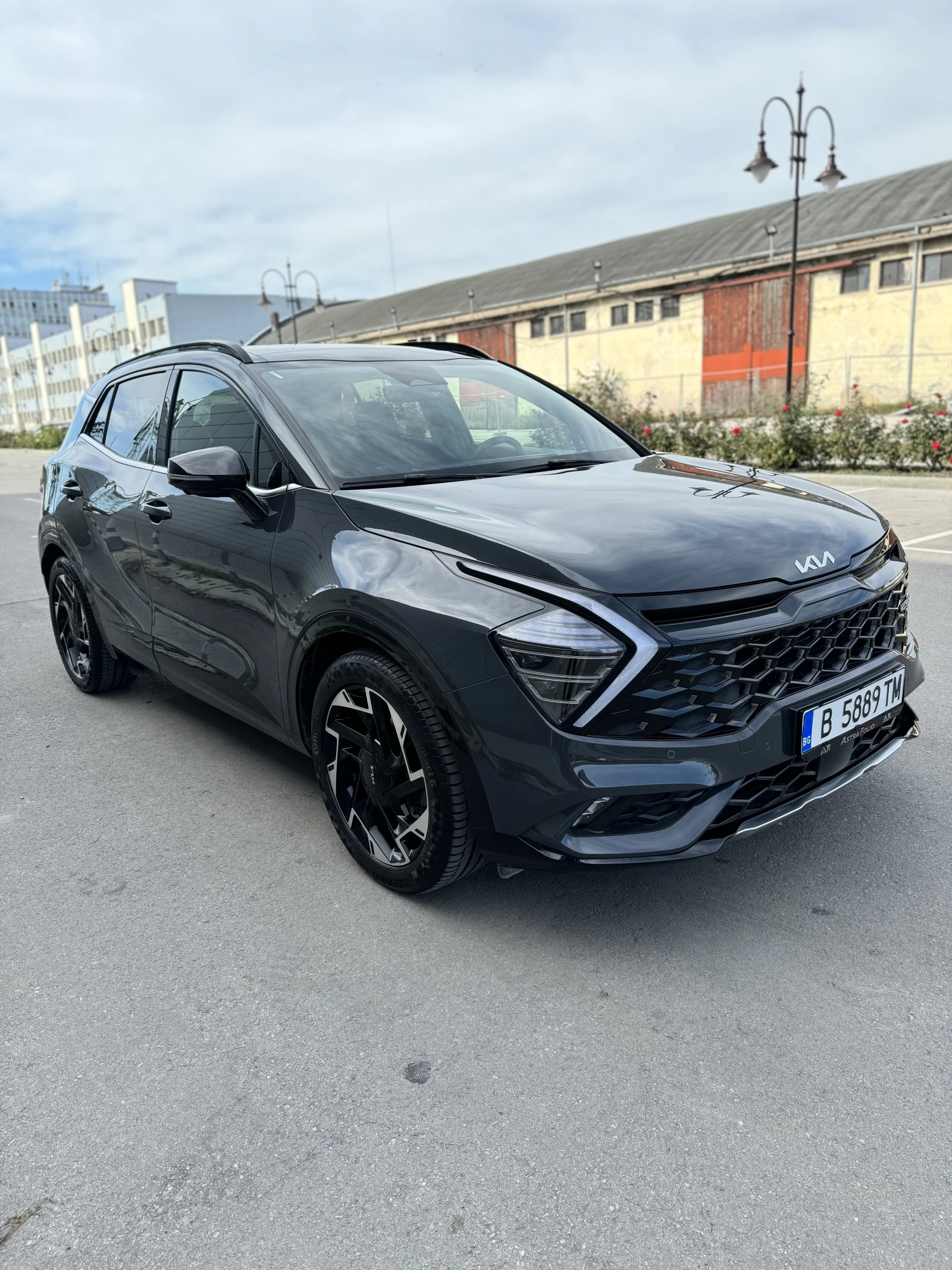 Kia Sportage GT LINE / MHEV / В ГАРАНЦИЯ / FULL ЕКСТРИ / ТОП - изображение 2