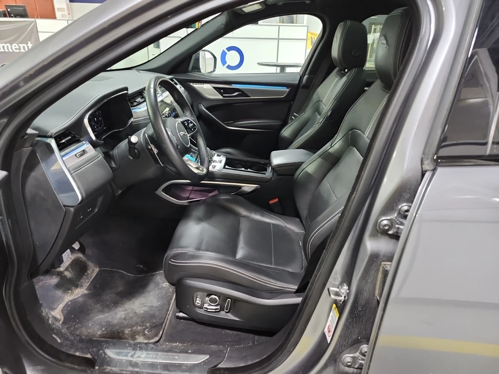 Jaguar F-PACE R-Dynamic S P250 - изображение 6