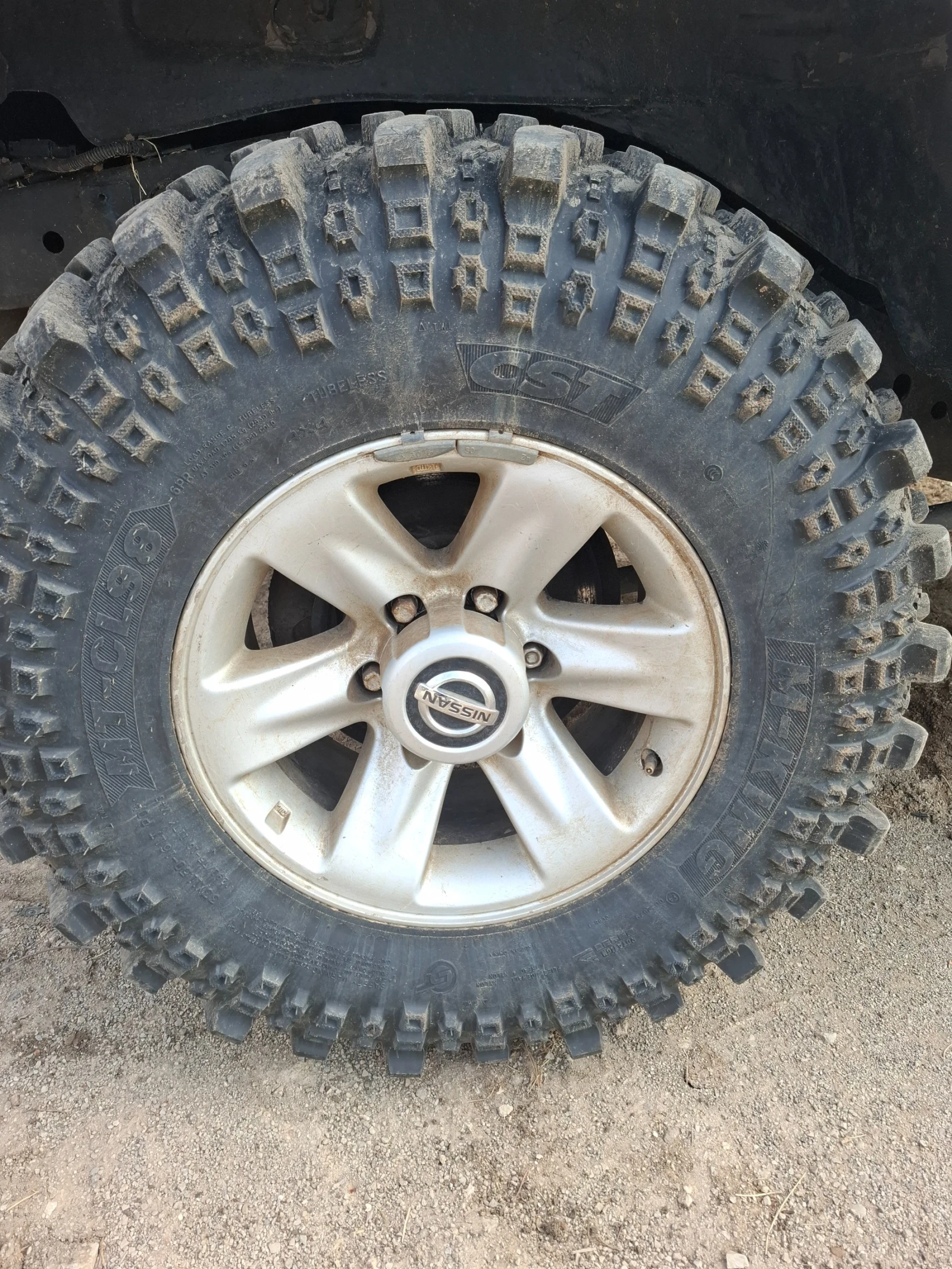 Nissan Patrol Y 60, снимка 7 - Автомобили и джипове - 53858851