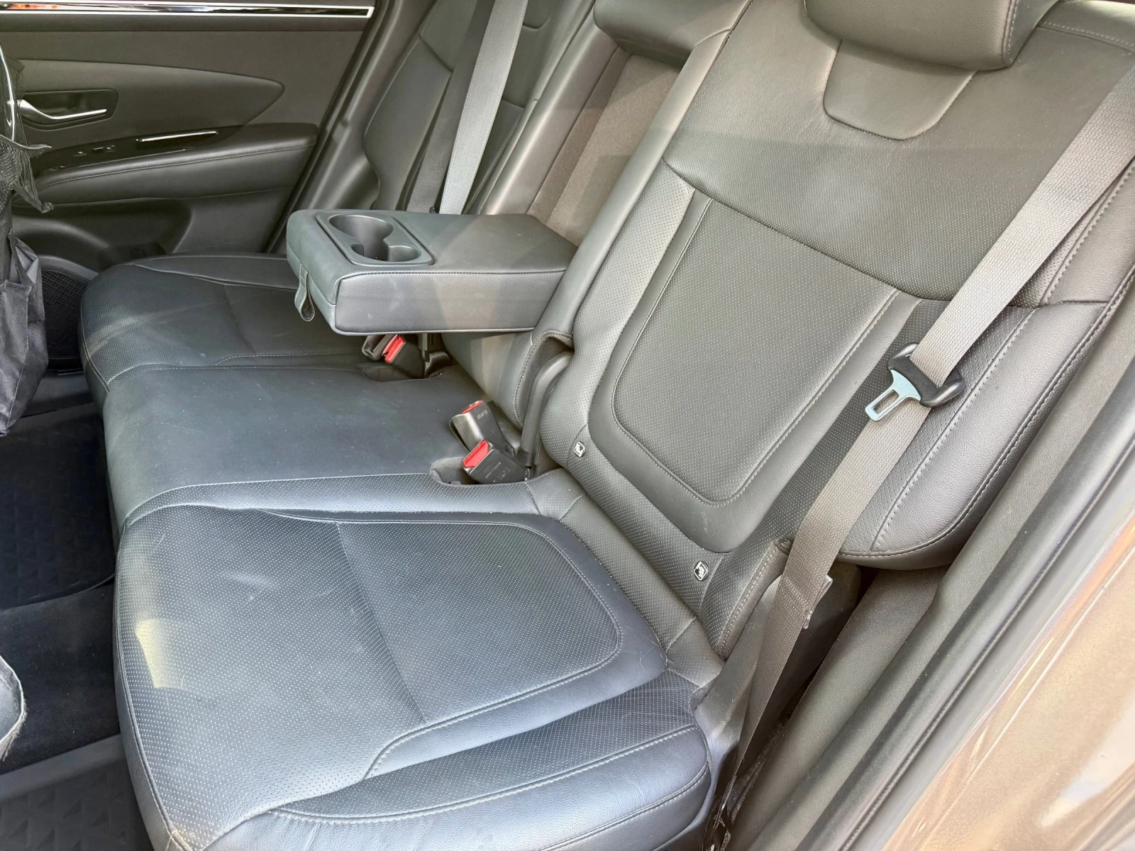 Hyundai Tucson 1.6 PLUG IN HYBRID, снимка 12 - Автомобили и джипове - 55630547