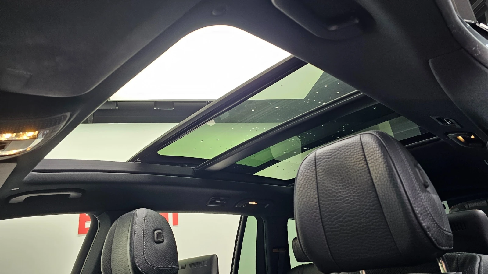 Mercedes-Benz GLS 400 AMG* TV* DIS* 360* PANO* FULL MAX* , снимка 16 - Автомобили и джипове - 56163862