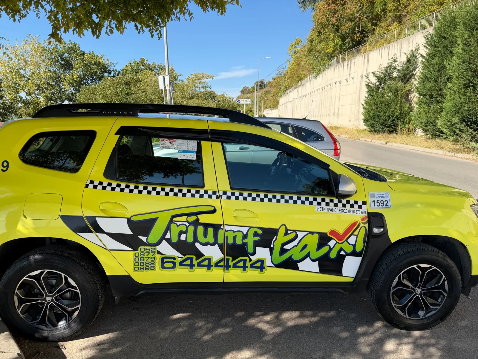 Dacia Duster, снимка 2 - Автомобили и джипове - 56520716
