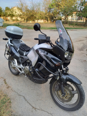 Honda Varadero Xl 1000, снимка 1 - Мотоциклети и мототехника - 43574859