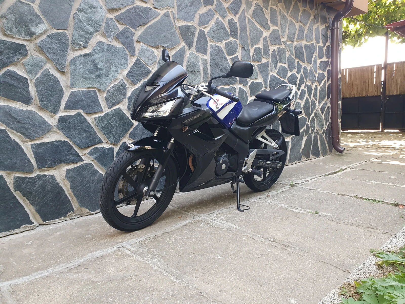 Honda Cbr 125i R категория-А1 - изображение 7