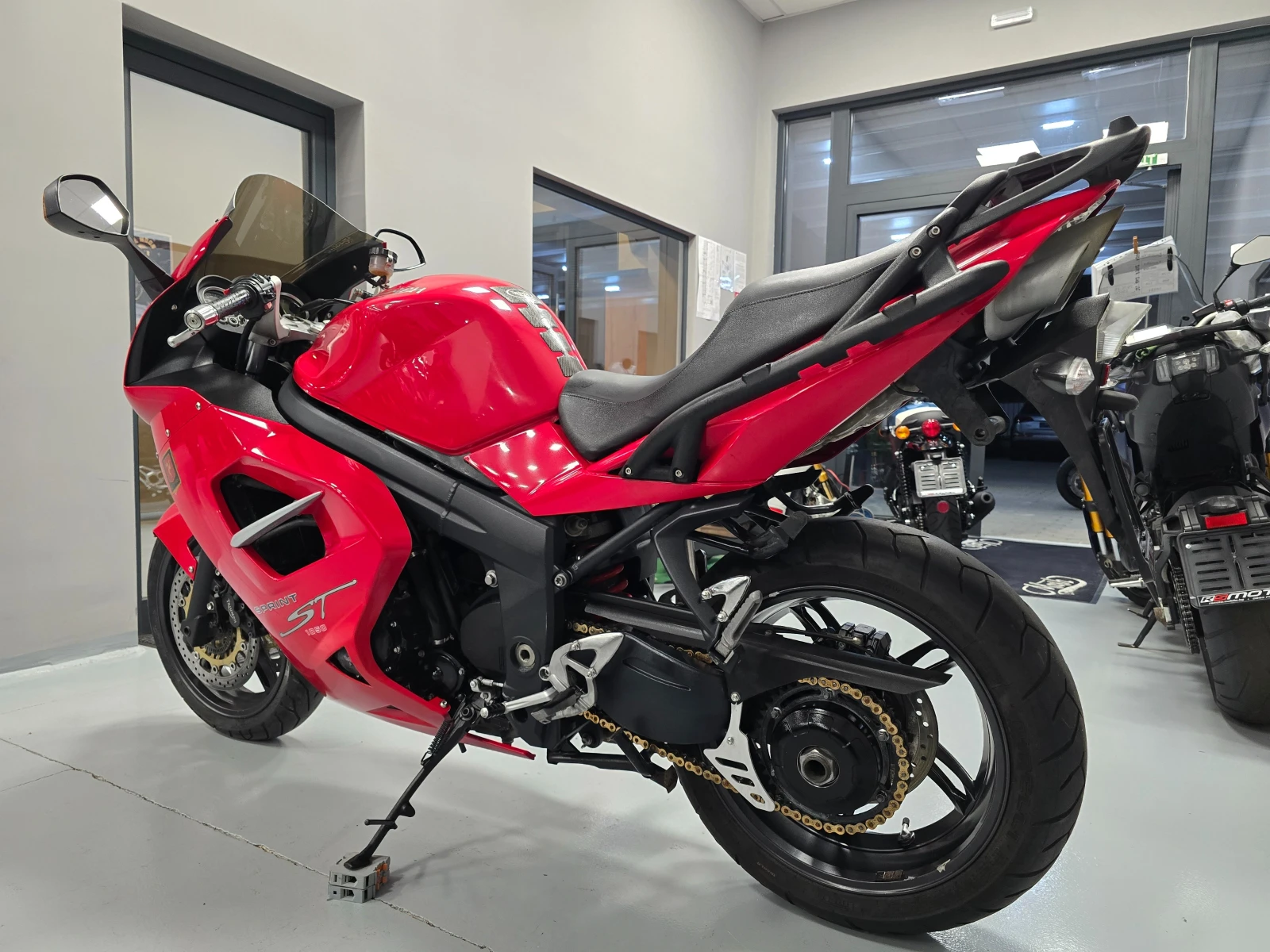 Triumph Sprint ST 1050ie, 126�.�., 2010�.! | Mobile.bg � ����������� 11