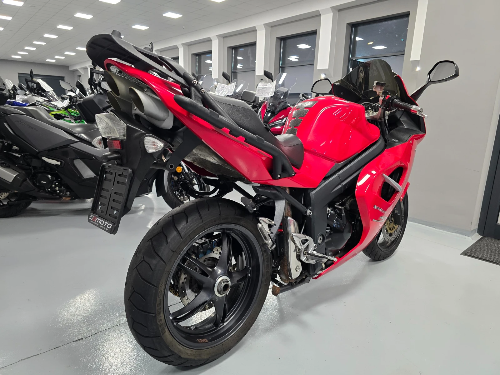 Triumph Sprint ST 1050ie, 126к.с., 2010г.! - изображение 10