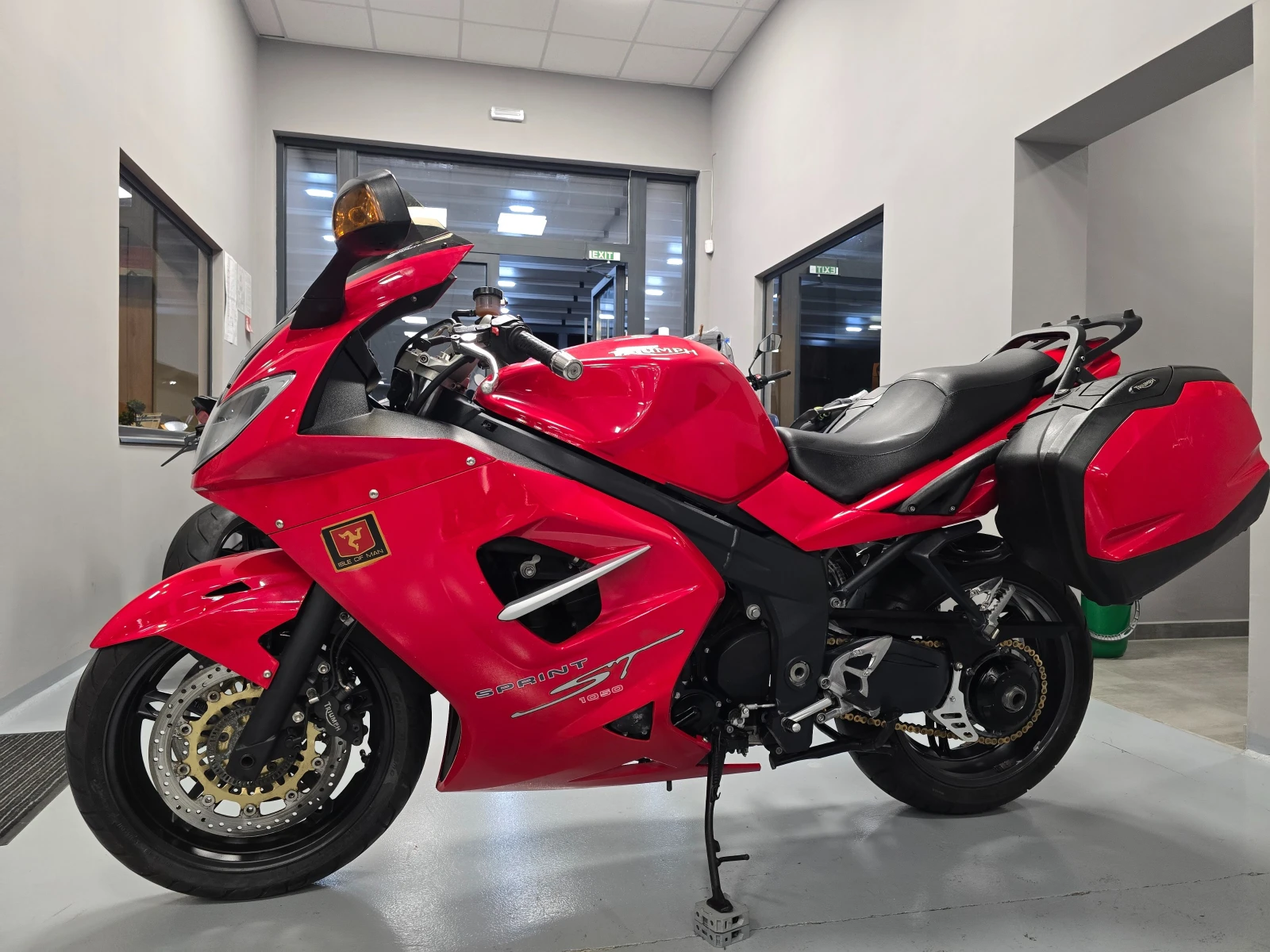 Triumph Sprint ST 1050ie, 126к.с., 2010г.! - изображение 5