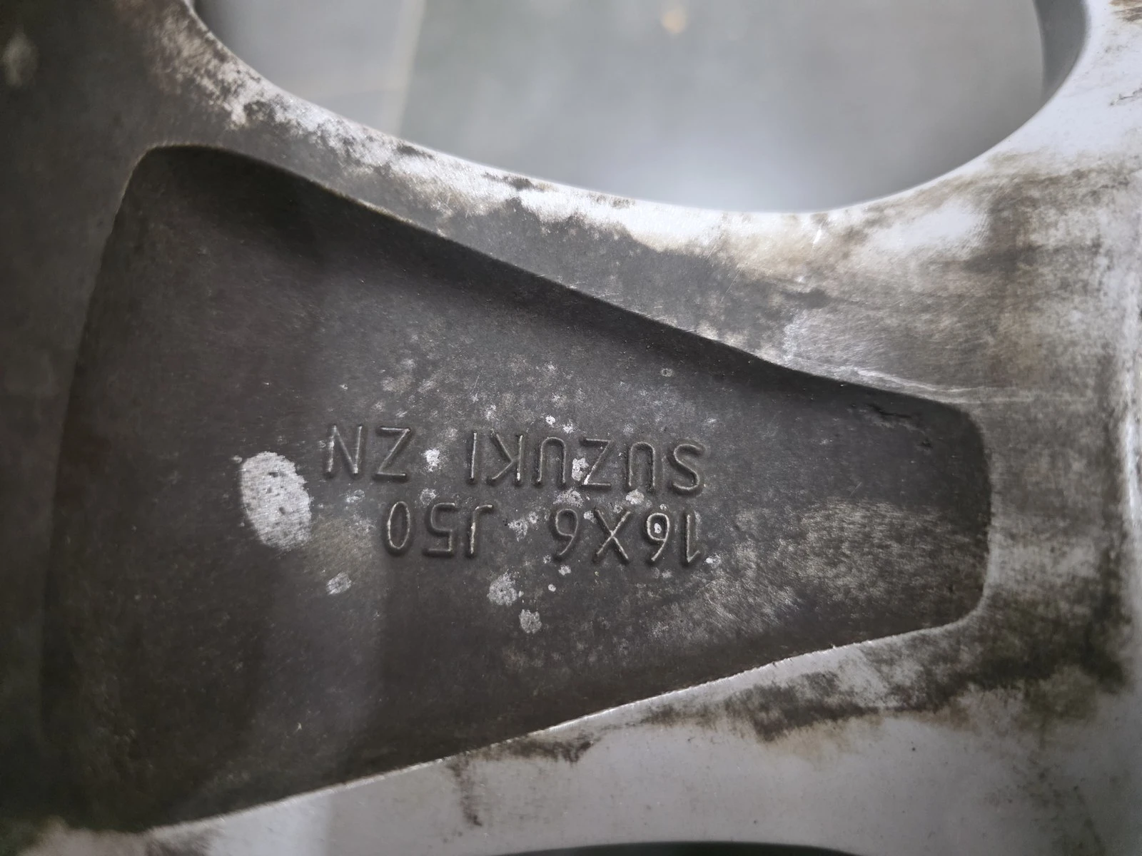 Джанти за Suzuki, снимка 7 - Гуми и джанти - 56711010
