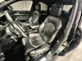 Audi S8  Plus 4.0T quattro, снимка 11