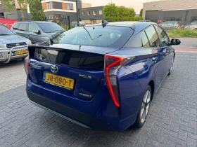 Toyota Prius 1.8 Hybride, снимка 2