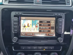 VW Jetta 2.0 Tdi Bluemotion Premium 6Th Generation, снимка 13