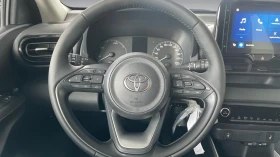 Toyota Yaris HYBRID CHIC 116.,    267 . | Mobile.bg    13