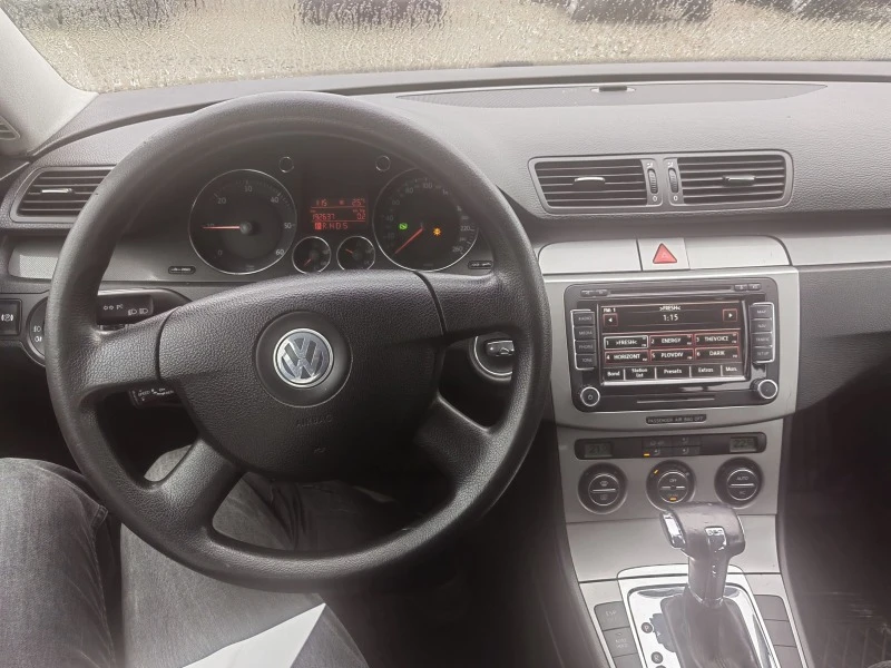 VW Passat Автомат , снимка 12 - Автомобили и джипове - 39417903