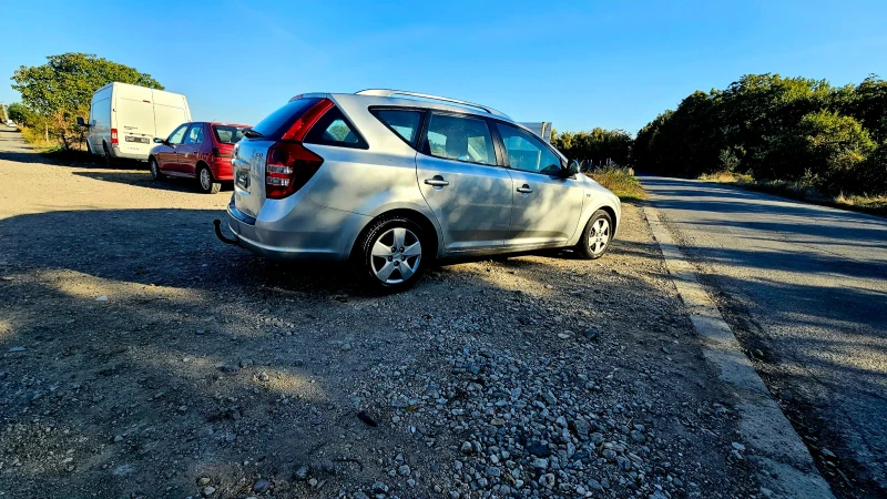 Kia Ceed, снимка 5 - Автомобили и джипове - 47791043